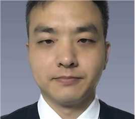 董振伟老师头像