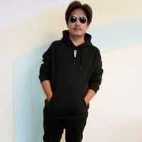 周建飞老师照片